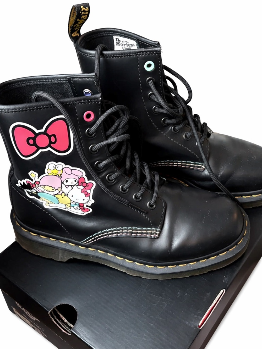 Dr Martens 1460 Hello Kitty & Friends HK+F Boots Black Multi Womens US 7 Rare